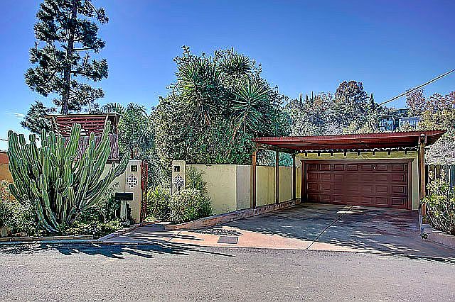 1st image of 2598 Corralitas Dr