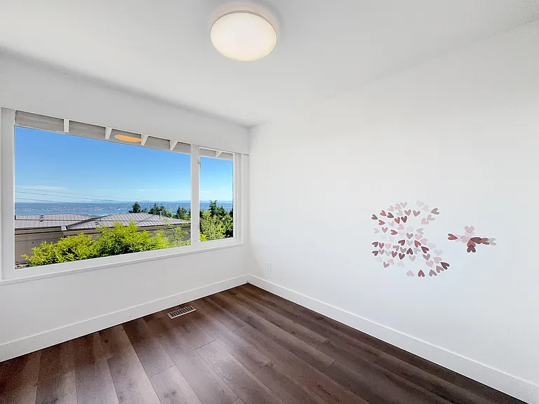 1040 Crestline Rd — Photo 13