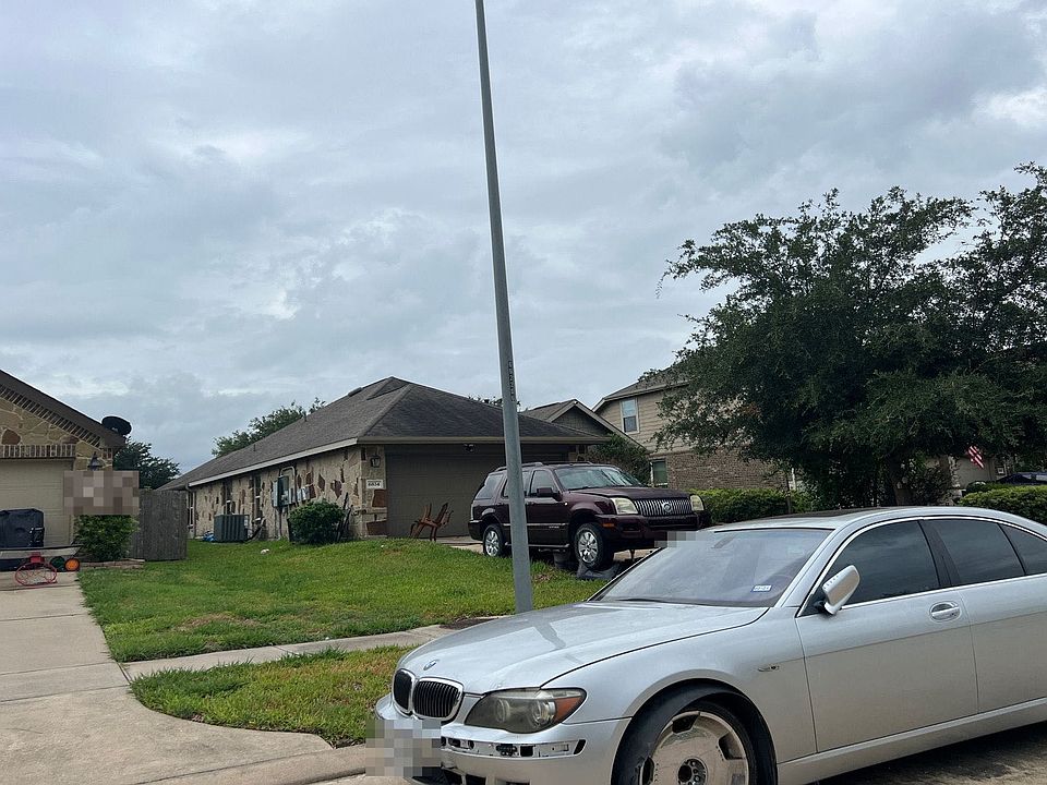 2nd image of 6834 Pear Point Ln