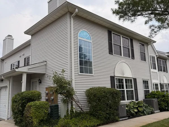 36 Racquet Rd, Wall Township, NJ 07719