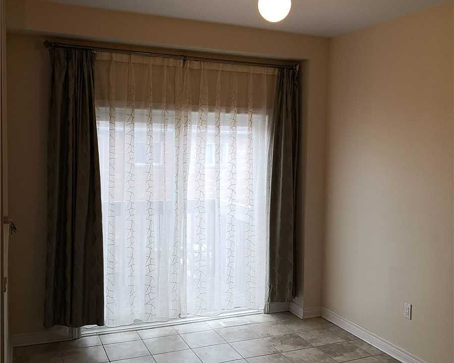 2nd image of 72 Herefordshire Cres