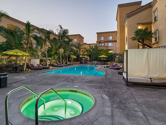 Pinnacle at Fullerton