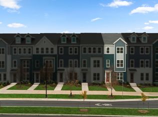 9731 Grant Ave, Manassas, VA 20110