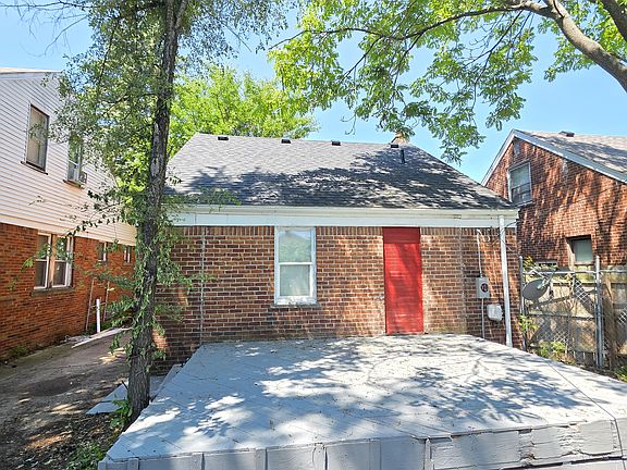 5th image of 15770 Stansbury St