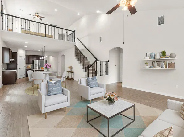 9802 Acero Dr, Austin, TX 78717
