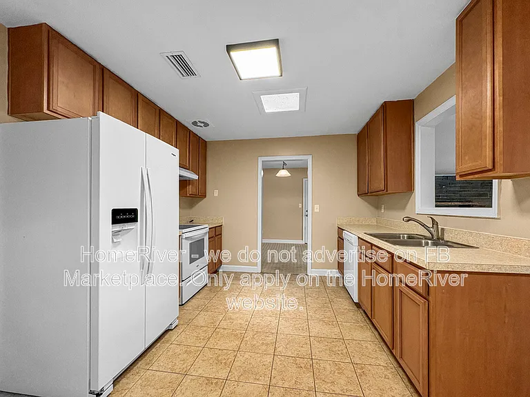909 Arlingwood Ave — Photo 11