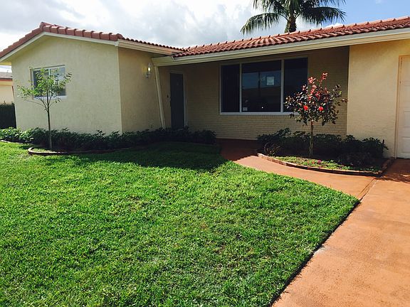2nd image of 4413 SW 37th Ave
