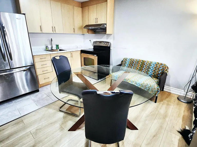 90 Napoli Dr — Photo 13
