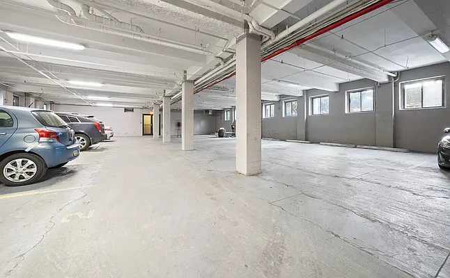 Rented by Compass | media 28