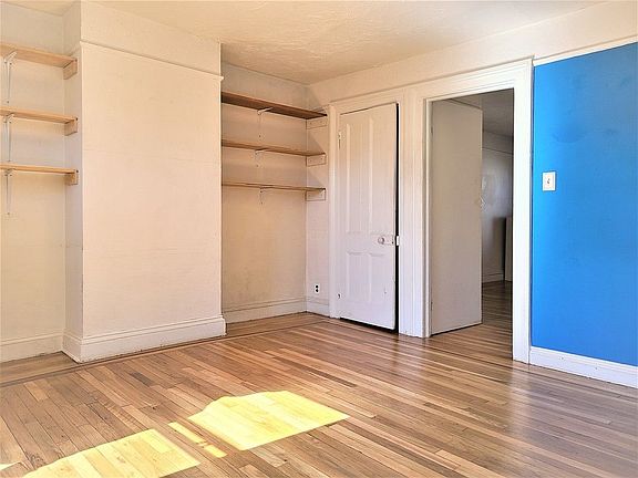 2nd image of 251 13th St #3