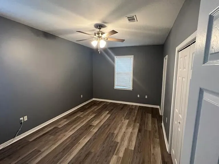 161 Walnut St — Photo 12