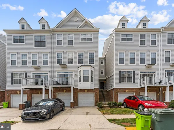 13649 Venturi Ln, Herndon, VA 20171