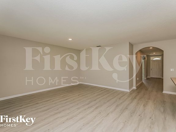 3rd image of 1810 Jackson Oaks Dr
