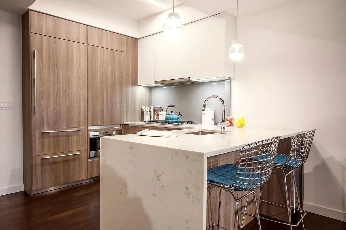 591 Third Avenue — Photo 2