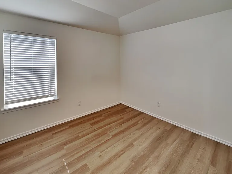 11619 Mackenzie Way — Photo 12