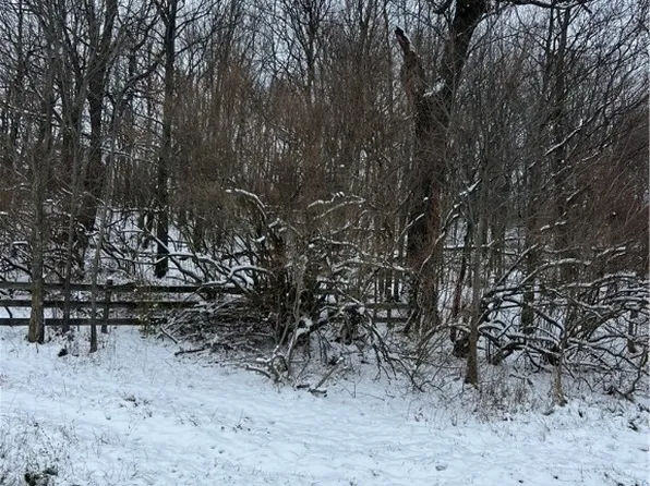 Rice Rd SW, New Philadelphia, OH 44663