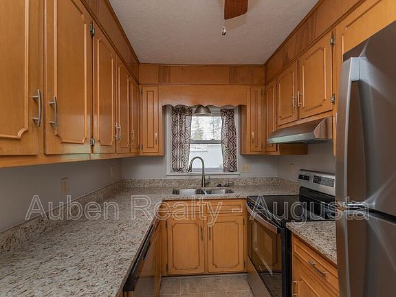 2nd image of 501 Milledge Rd APT 13A