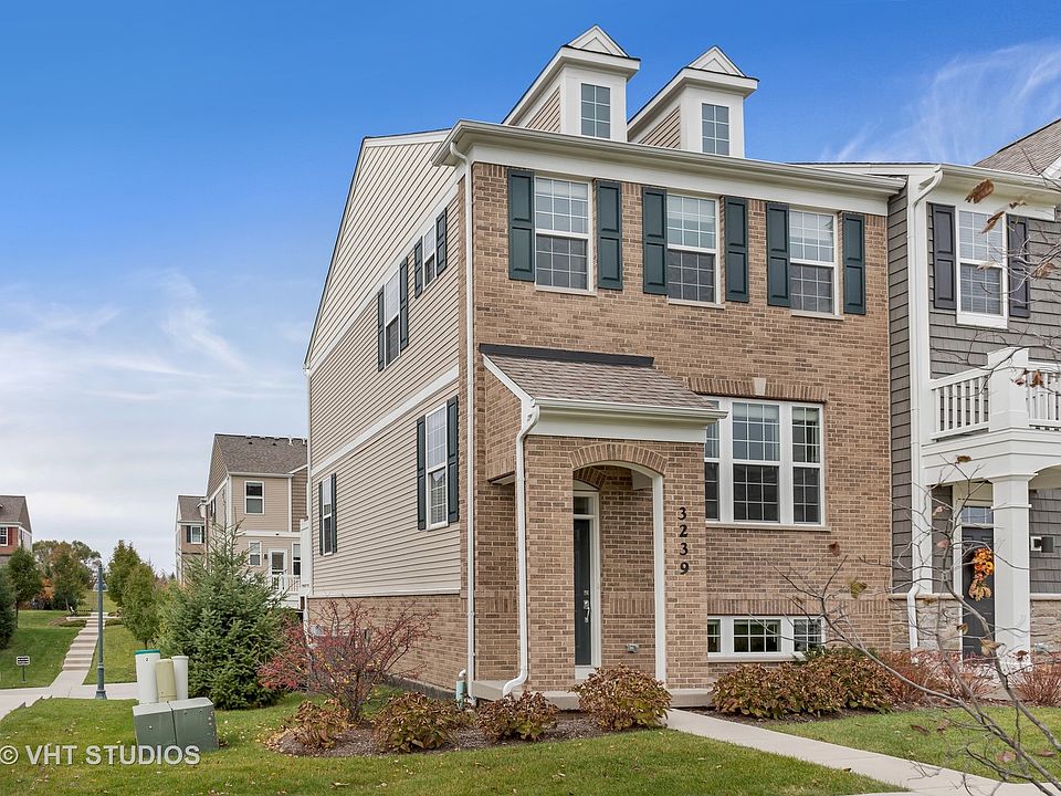 1st image of 3239 Coral Ln