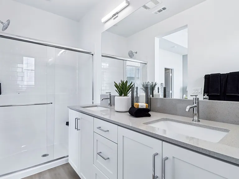 Axis at Millenia Townhomes — Photo 13