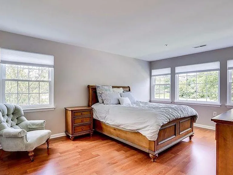 8399 Montgomery Run Rd #H — Photo 12