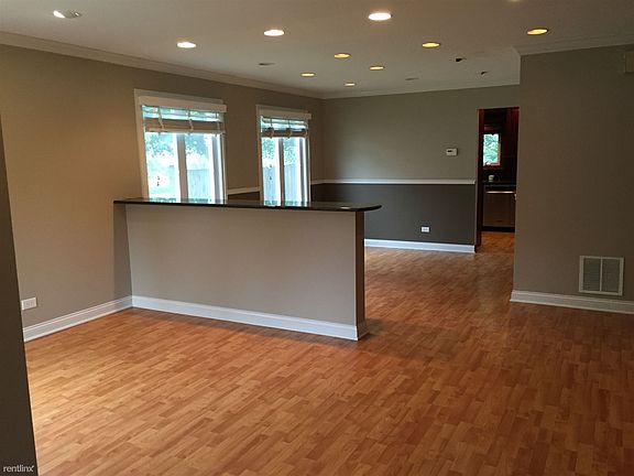 5th image of 1832 Paddington Ave