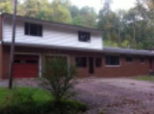 1084 Orchard Hill Rd, Gallipolis, OH 45631