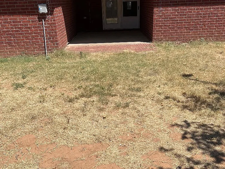 410 Justice Ave — Photo 51