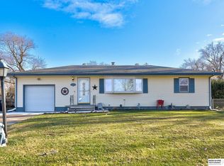 6301 N 63rd St, Omaha, NE 68104