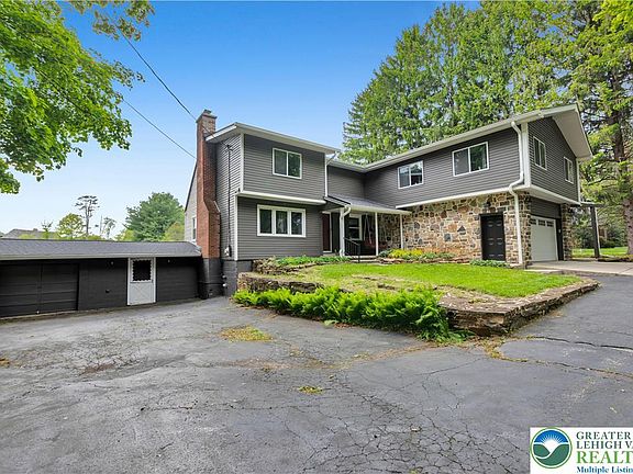 5th image of 2242 Church Rd
