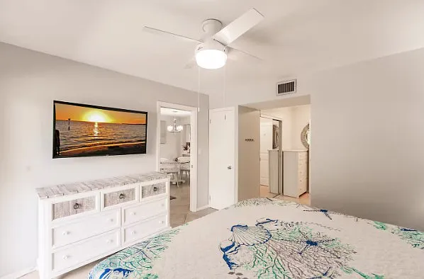 2 bed, 864 sqft, $9,000 — Photo 4