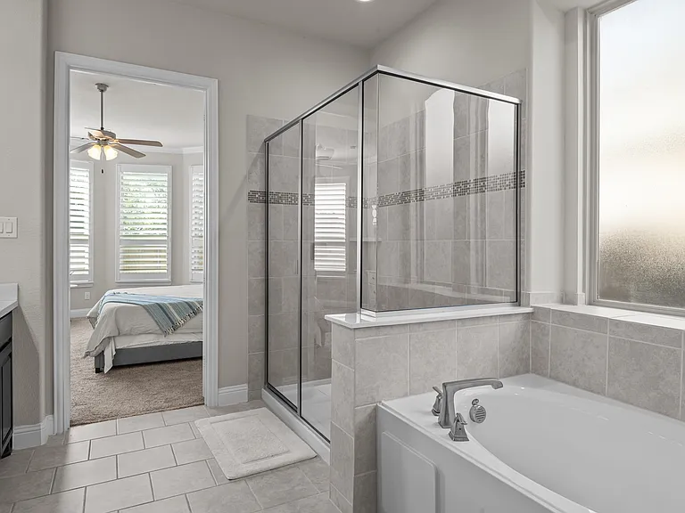 5801 Fuder Dr — Photo 33