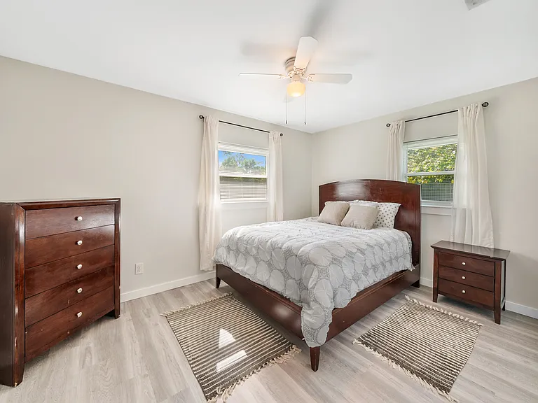 701 Virginia Ave — Photo 5