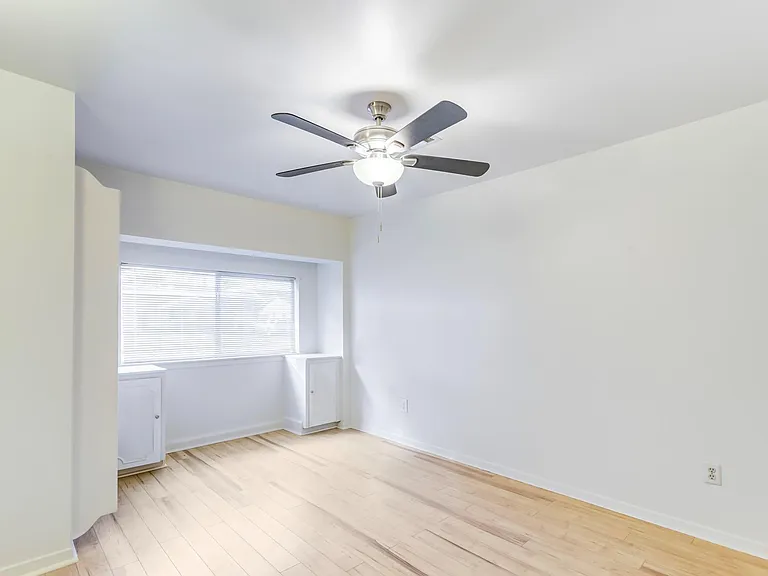 3811 Bennett Dr — Photo 19