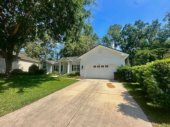 3rd image of 9208 NW 26th Ave