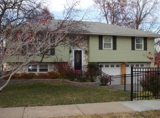 1204 Michigan St, Leavenworth, KS 66048