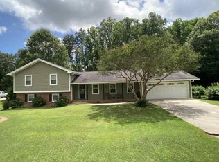 5851 Tonya Ln, Douglasville, GA 30135