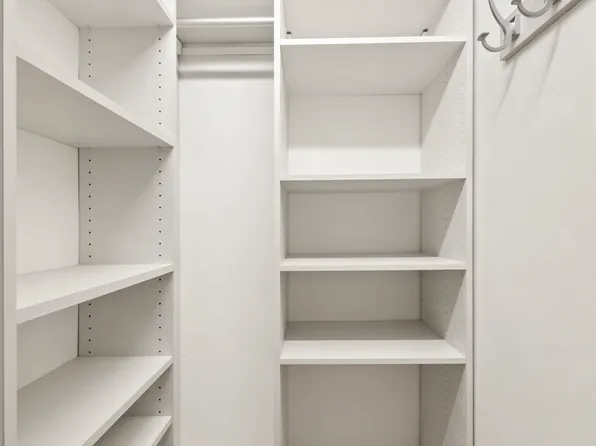 520 East 76th Street image 7 of 9