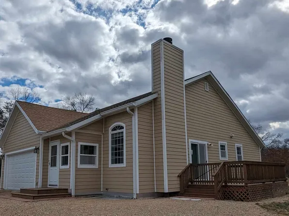 865 Gillette Ln, Wisconsin Dells, WI 53965