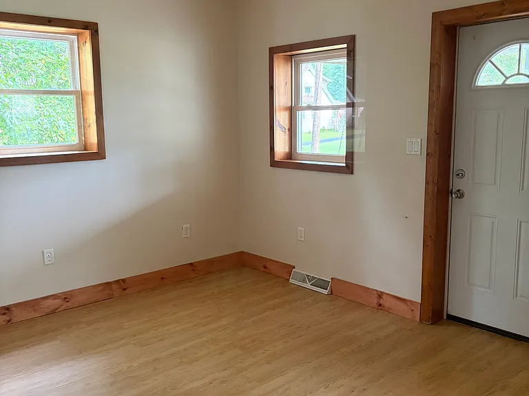 125 Harmony St — Photo 2
