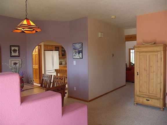 5th image of 6460 Vooscane Ave