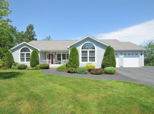 548 Main Rd N, Hampden, ME 04444