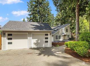 11420 NE 104th St, Kirkland, WA 98033