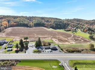 1024 Centre Tpke, Orwigsburg, PA 17961