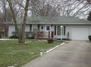 1450 Lantern Ln, Morris, IL 60450