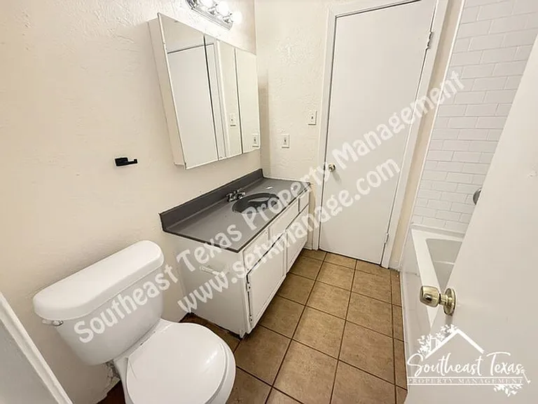 782 Pinchback Rd #D — Photo 6