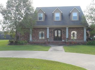 1481 Hickory Ridge Dr, Lake Charles, LA 70611