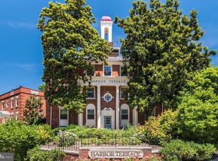 601 Bashford Ln APT 2, Alexandria, VA 22314