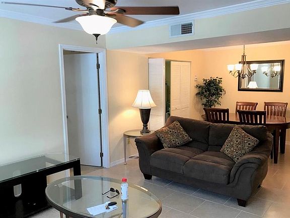 3rd image of 2360 SW Archer Rd APT 918