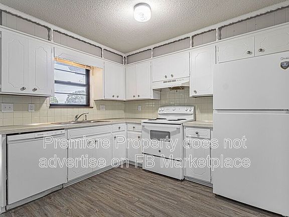5th image of 2527 NW 6th St