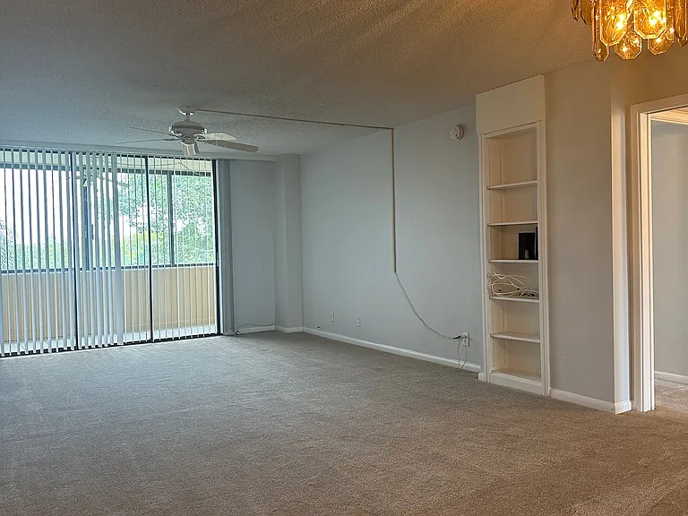 2617 Cove Cay Dr #1-311 — Photo 7